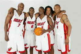 ayx爱游戏电竞-关于今夜迈阿密热火调整名单以备CBA常规赛，队长鼓劲环节打磨，态度坚定，身体对抗强度拉满的信息