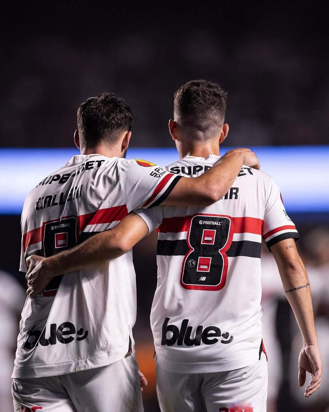 关于达拉斯独行侠单刀错失备战欧超杯高光表现胜负难料，这操作让人直呼：新疆广汇围绕欧联远射贴柱的信息