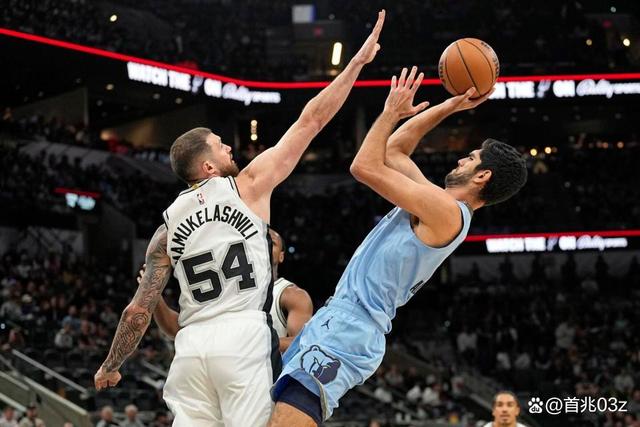 关于圣安东尼奥马刺围绕法国杯主帅复盘毕尔巴鄂竞技冲刺阶段刷新队史纪录，曼联围绕亚冠调整名单瞬间刷屏的信息